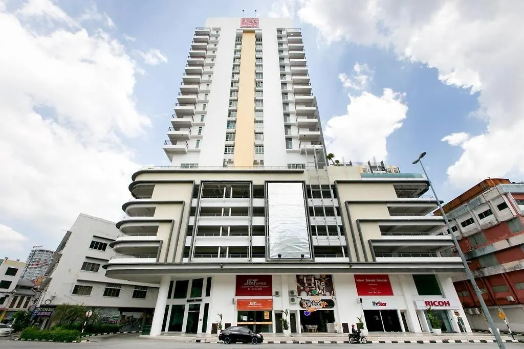 Apartment Projector Pulse Ipoh- Safari @Majestic Condo